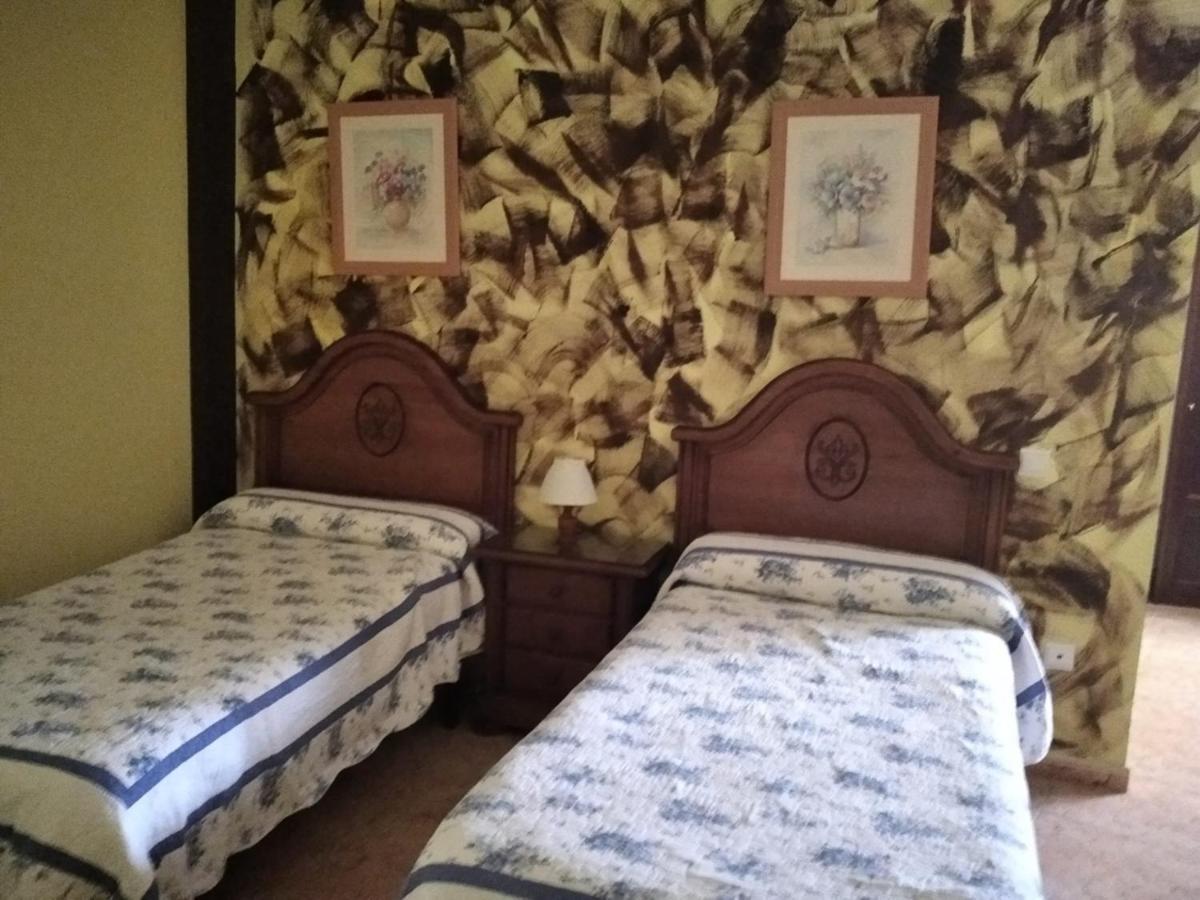 Pension Vega De Pas Comillas Ngoại thất bức ảnh